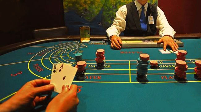 Play Game Casino Baccarat